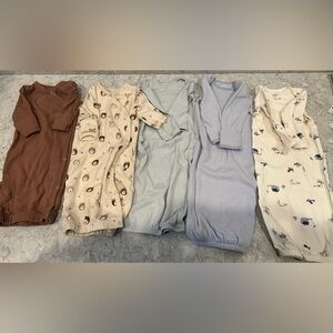 Carter’s Sleeper Gowns and O2 BABY Kimono Gown bundle - lot of 5 - All NWOT